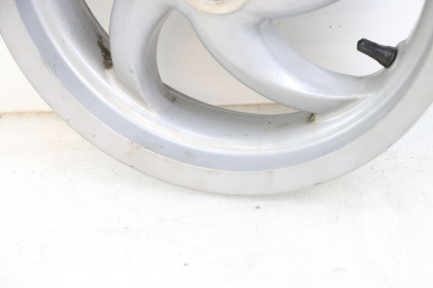 photo de CERCHIO ANTERIORE PIAGGIO FLY 2T 50 (2004 - 2017) - Dettagli dei punti di fissaggio