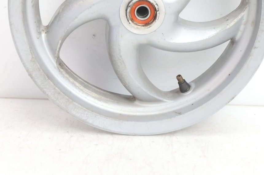 photo de CERCHIO ANTERIORE PIAGGIO FLY 2T 50 (2004 - 2017) - Zoom sullo stato d'uso