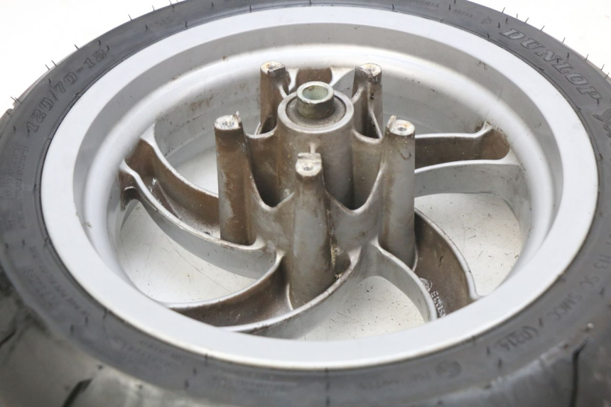 photo de CERCHIO ANTERIORE PIAGGIO FLY 100 (2006 - 2010) - Caratteristiche distintive