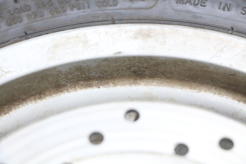 photo de CERCHIO ANTERIORE PIAGGIO FLY 100 (2006 - 2010) - Dettagli dei punti di fissaggio