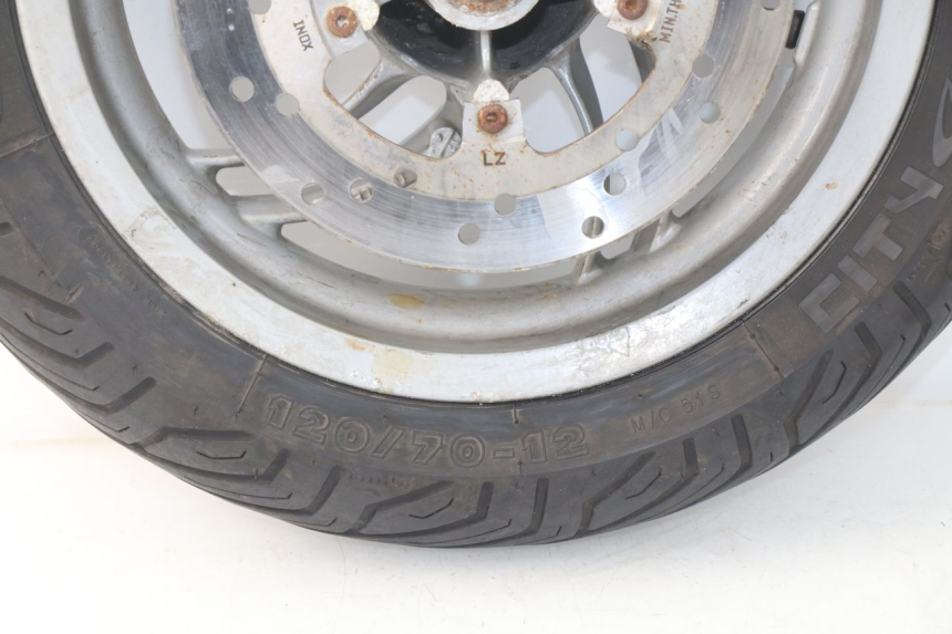 photo de CERCHIO ANTERIORE PIAGGIO FLY IE 125 (2012 - 2017) - Zoom sui componenti