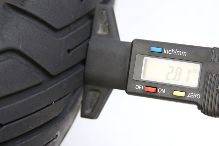 photo de CERCHIO ANTERIORE HONDA FORZA 125 (2015 - 2016) - Zoom sullo stato d'uso