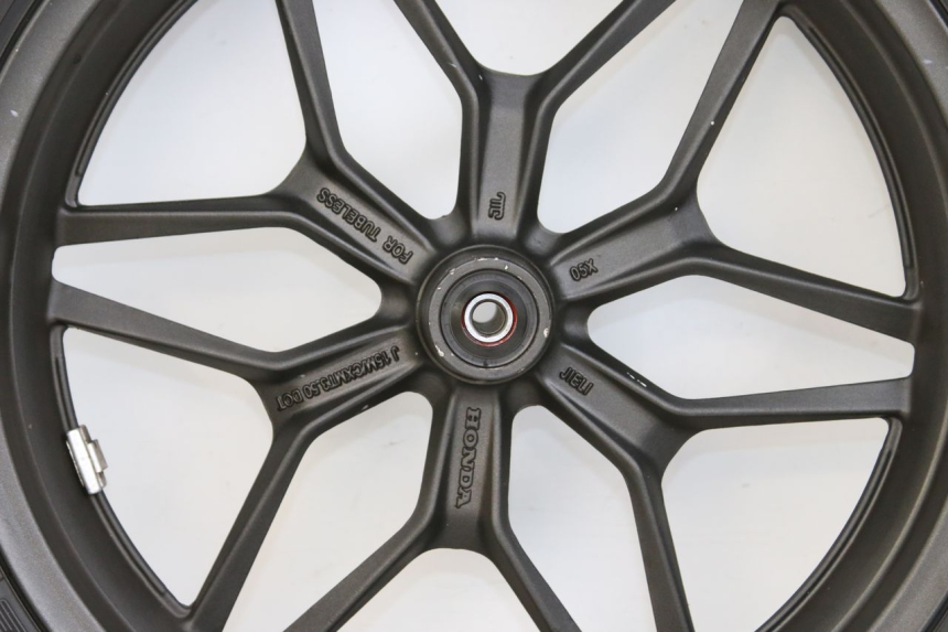 photo de CERCHIO ANTERIORE HONDA FORZA 125 (2015 - 2016) - Ricambio usato controllato