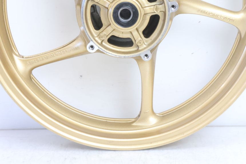 photo de CERCHIO ANTERIORE YAMAHA FZ8 800 (2010 - 2016) - Zoom sullo stato d'uso