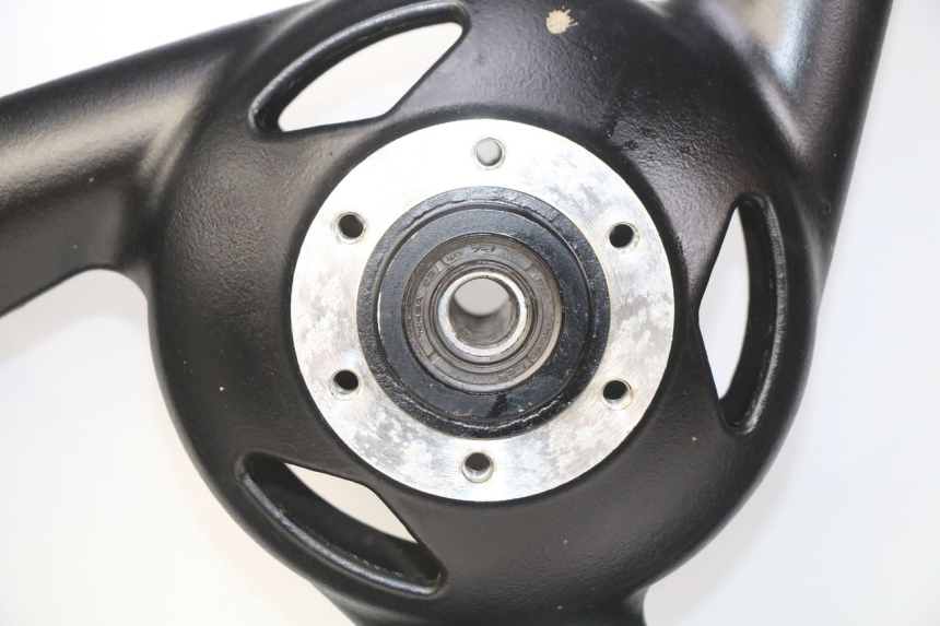 photo de CERCHIO ANTERIORE YAMAHA FZS FAZER 600 (1998 - 2001) - Ricambio usato controllato