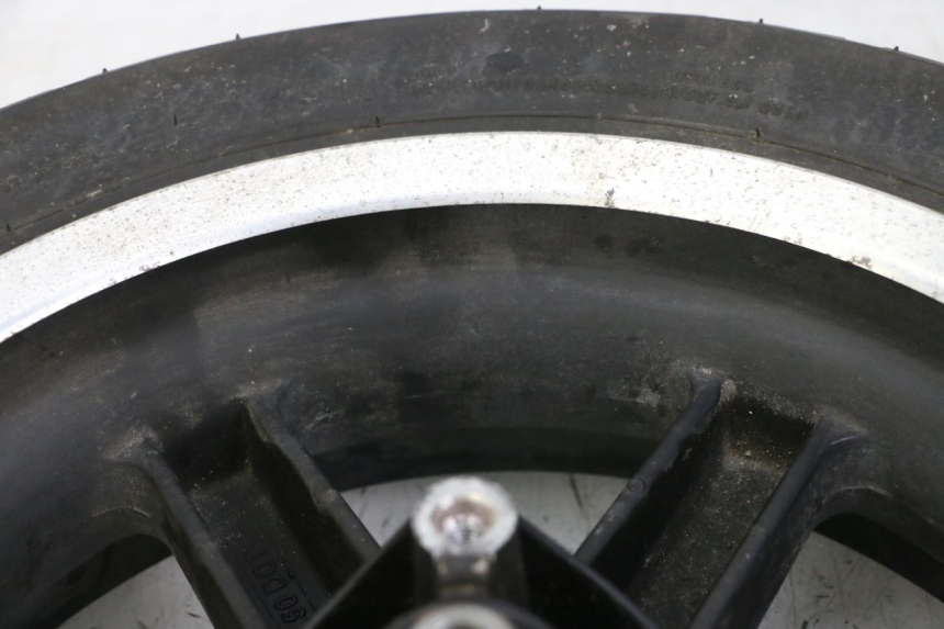 photo de CERCHIO ANTERIORE GOES WIKI 125 (2010 - 2015) - Zoom sullo stato d'uso