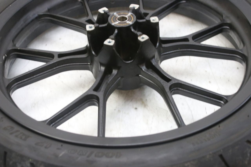 photo de CERCHIO ANTERIORE DERBI GPR 50 (2004 - 2009) - Dettagli dei punti di fissaggio