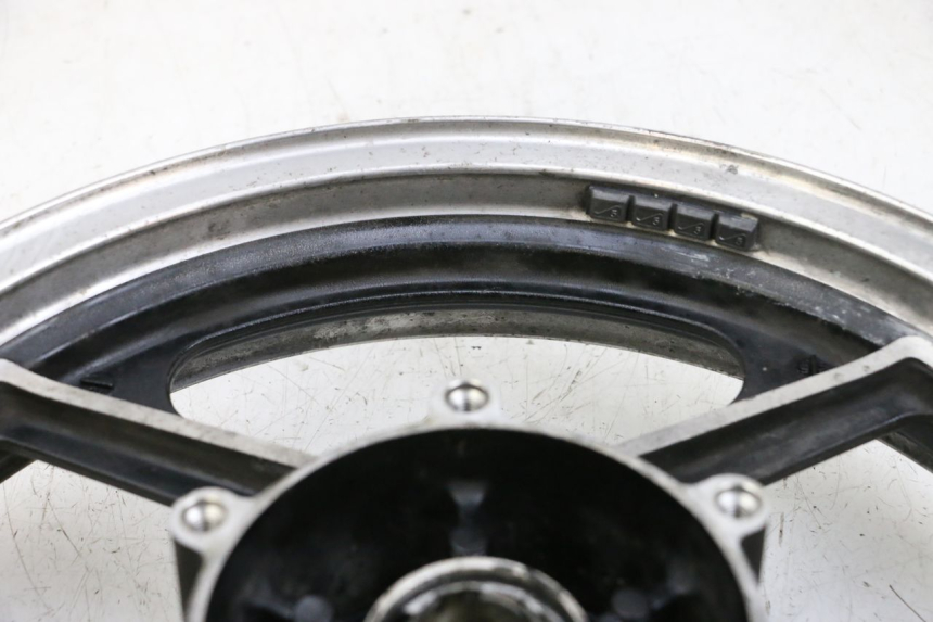 photo de CERCHIO ANTERIORE KAWASAKI GPZ RX 1000 (1986 - 1988) - Caratteristiche distintive