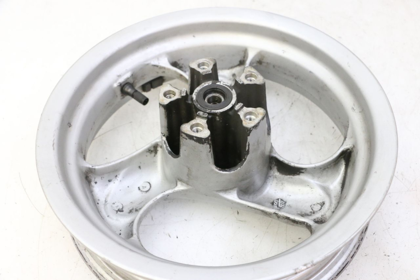 photo de CERCHIO ANTERIORE KYMCO GRAND DINK 125 (2008 - 2014) - Caratteristiche distintive