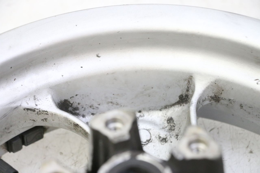 photo de CERCHIO ANTERIORE KYMCO GRAND DINK 125 (2008 - 2014) - Zoom sui componenti