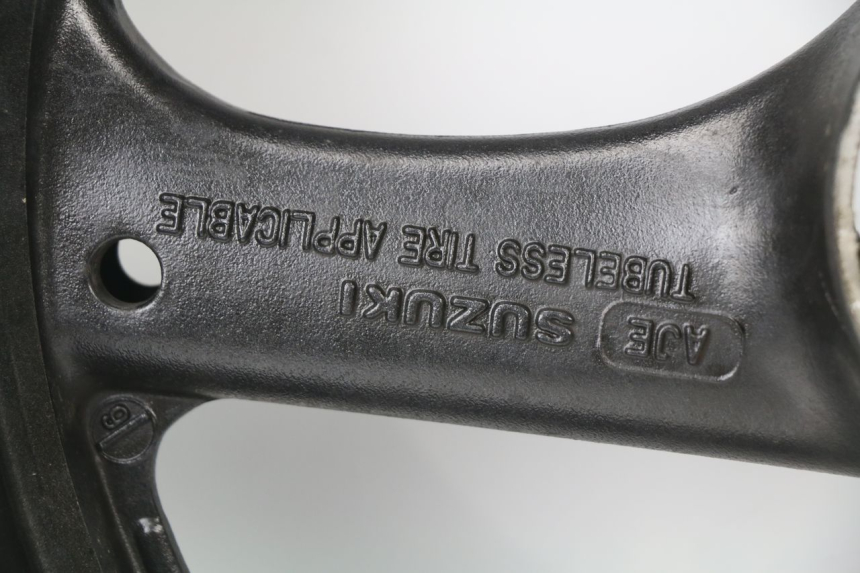 photo de CERCHIO ANTERIORE SUZUKI GSF N BANDIT 600 (1996 - 1999) - Foto prodotto supplementare