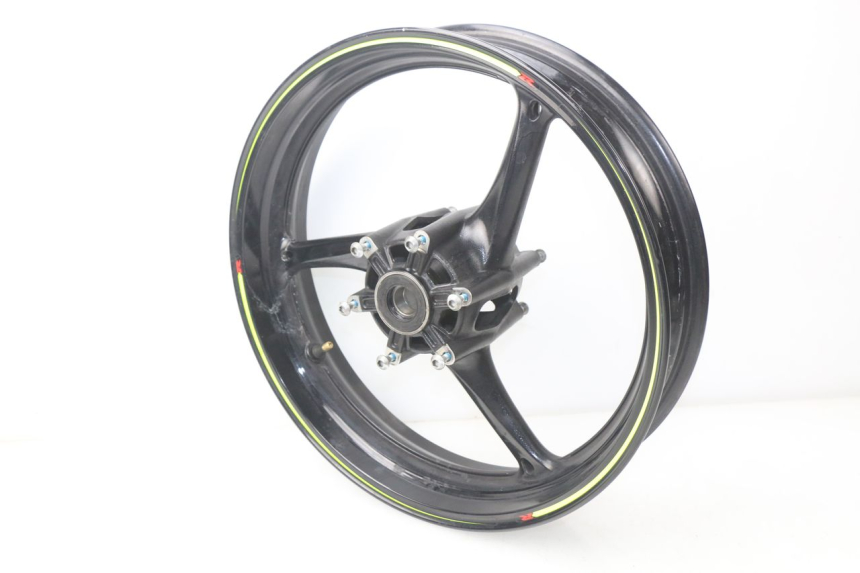 photo de CERCHIO ANTERIORE SUZUKI GSX-R GSXR K16 1000 (2012 - 2016) - Dettagli dei punti di fissaggio