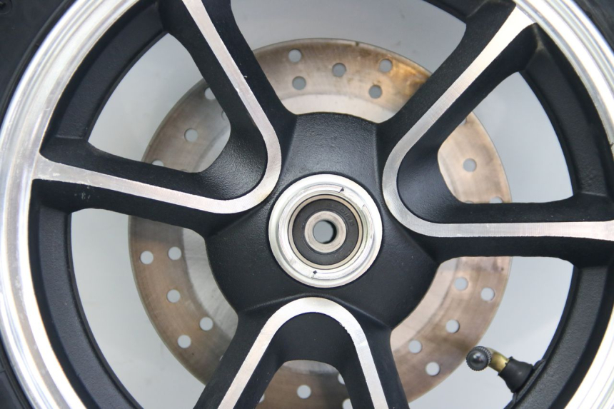 photo de CERCHIO ANTERIORE JM MOTORS GT LINE 4T 50 (2021 - 2023) - Marcature e riferimenti originali