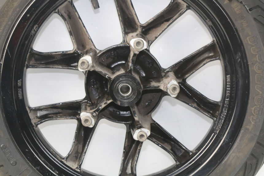 photo de CERCHIO ANTERIORE SYM GTS EFI ABS 125 (2012 - 2016) - Dettagli dei punti di fissaggio