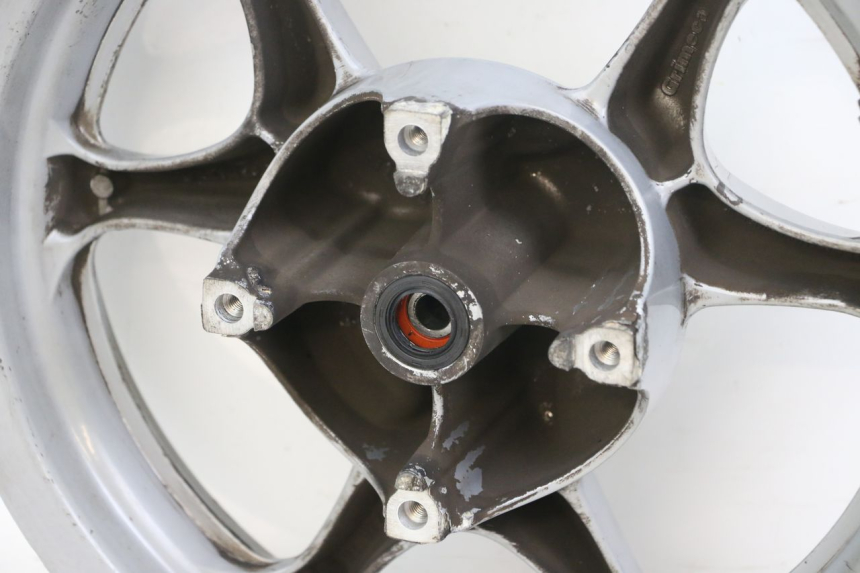 photo de CERCHIO ANTERIORE HONDA NES AROBASE 125 (2000 - 2003) - Altra vista dell'articolo