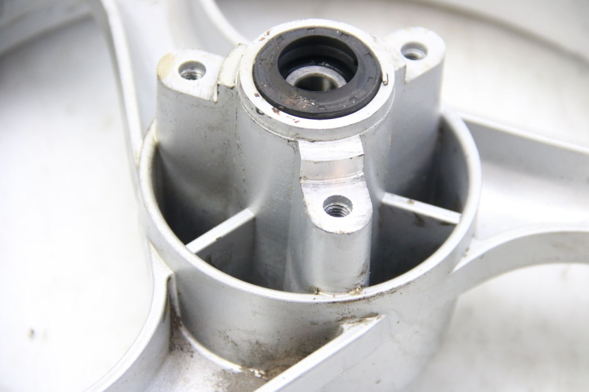 photo de CERCHIO ANTERIORE REVATTO IMPERATOR 125 (2007 - 2015) - Focus sulla struttura