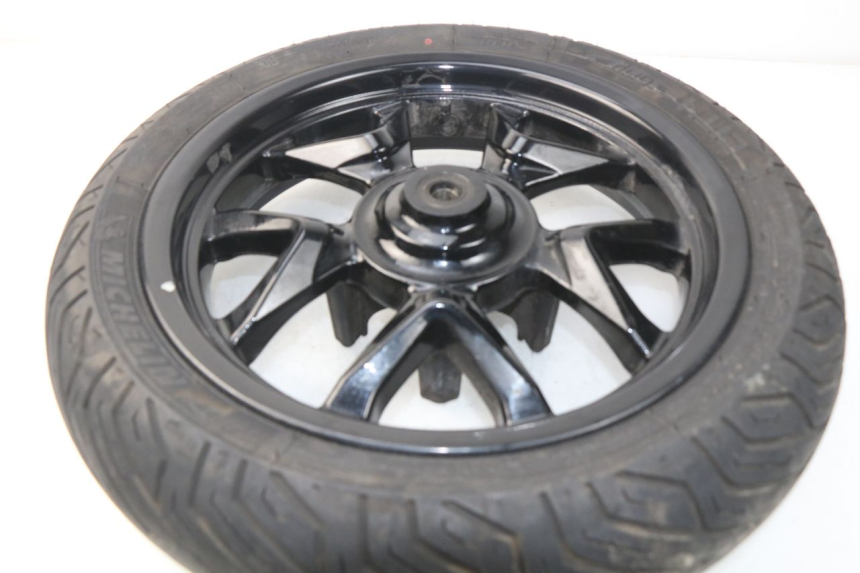 photo de CERCHIO ANTERIORE SYM JOYMAX 250 (2013 - 2017) - Altra angolazione