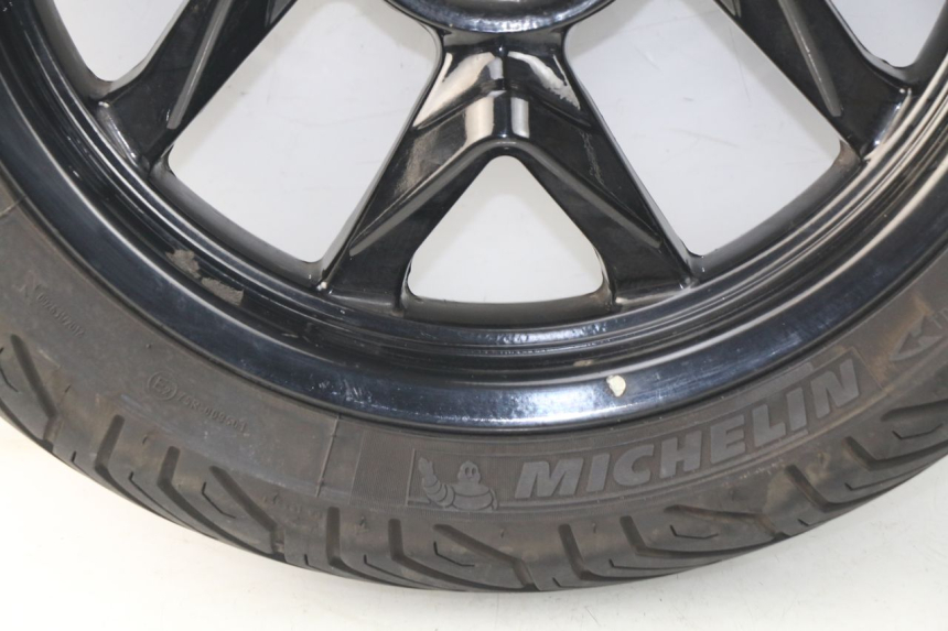 photo de CERCHIO ANTERIORE SYM JOYMAX 250 (2013 - 2017) - Marcature e riferimenti originali