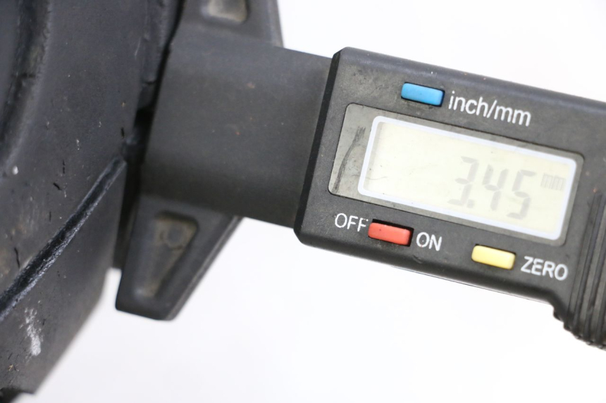 photo de CERCHIO ANTERIORE SYM JOYRIDE EVO 125 (2009 - 2016) - Zoom sullo stato d'uso