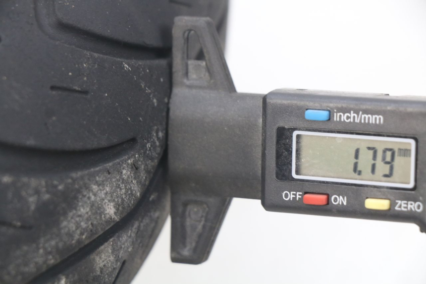 photo de CERCHIO ANTERIORE PEUGEOT KISBEE 2T 50 (2010 - 2017) - Dettaglio del componente