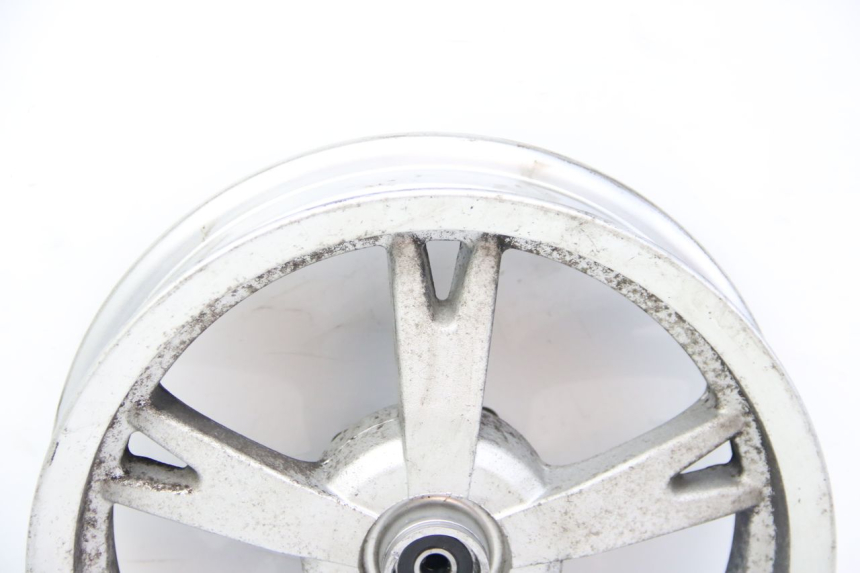 photo de CERCHIO ANTERIORE PEUGEOT KISBEE 2T 50 (2010 - 2017) - Caratteristiche distintive