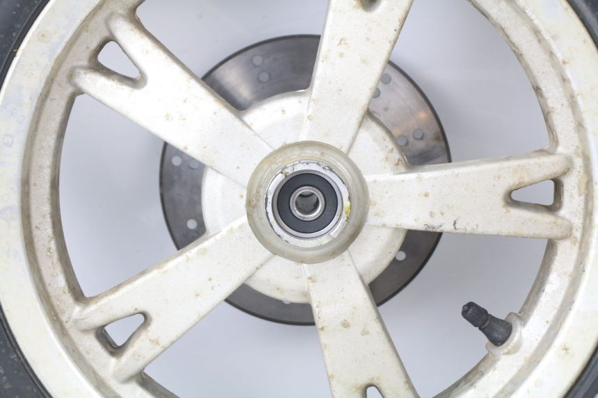 photo de CERCHIO ANTERIORE PEUGEOT KISBEE 4T 50 (2010 - 2017) - Ricambio usato controllato