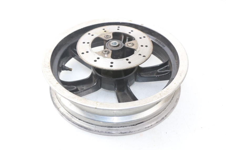 photo de CERCHIO ANTERIORE PEUGEOT KISBEE 4T 50 (2010 - 2017) - Primo piano tecnico