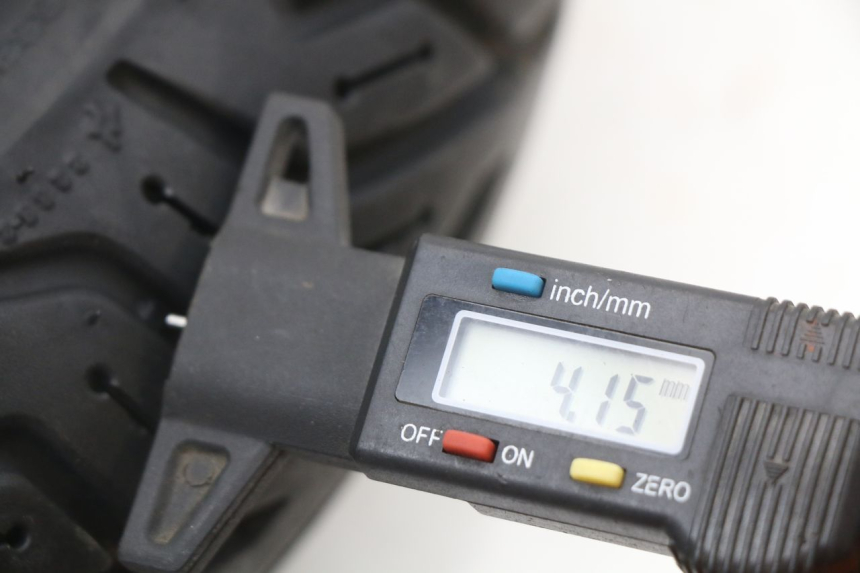 photo de CERCHIO ANTERIORE PEUGEOT KISBEE 4T 50 (2018 - 2022) - Zoom sui componenti