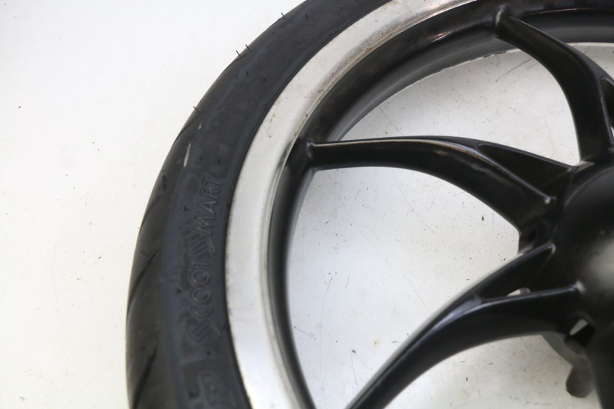 photo de CERCHIO ANTERIORE PIAGGIO LIBERTY IGET S 125 (2016 - 2020) - Primo piano ad alta risoluzione