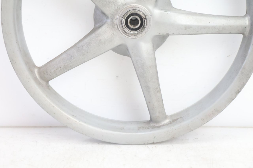 photo de CERCHIO ANTERIORE PIAGGIO LIBERTY 125 (1998 - 2008) - Zoom sullo stato d'uso