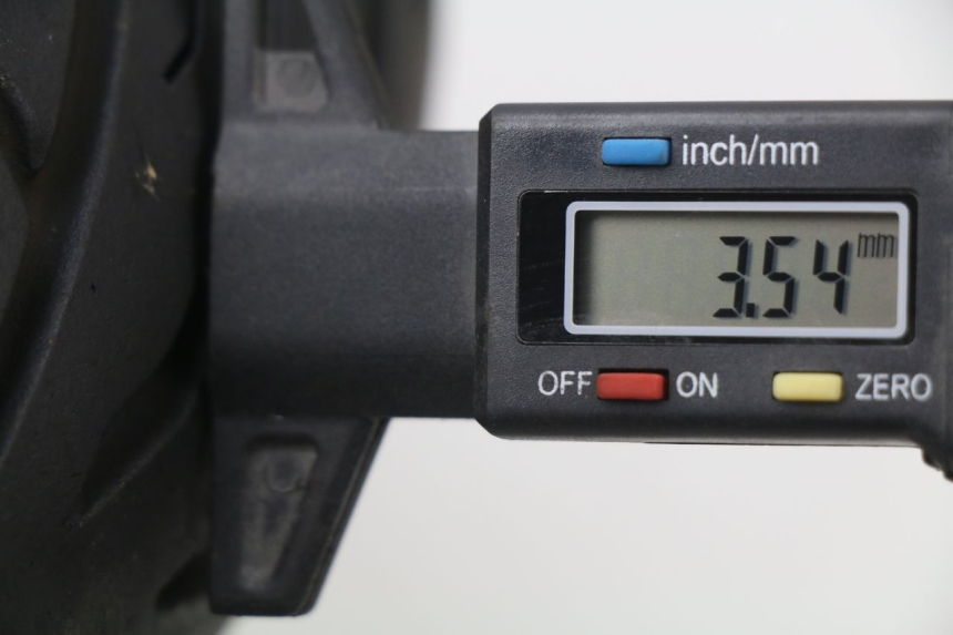 photo de CERCHIO ANTERIORE KYMCO LIKE 125 (2009 - 2016) - Zoom sullo stato d'uso