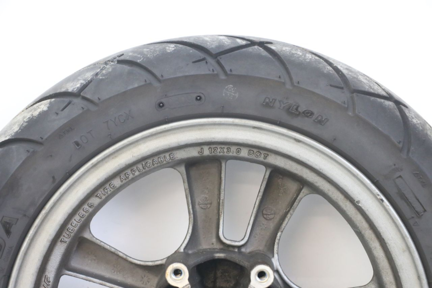 photo de CERCHIO ANTERIORE KYMCO LIKE 125 (2009 - 2016) - Caratteristiche distintive