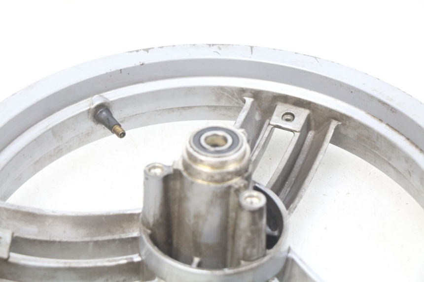 photo de CERCHIO ANTERIORE PEUGEOT LUDIX 2 PRO 4T 50 (2008 - 2013) - Primo piano tecnico