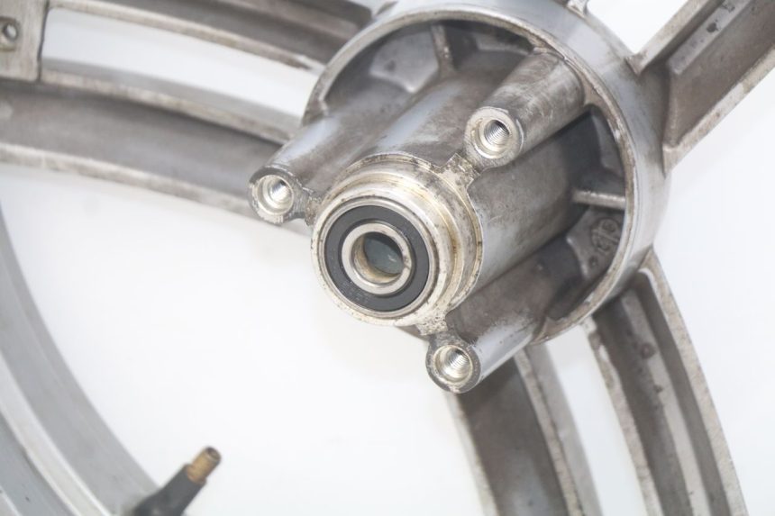 photo de CERCHIO ANTERIORE PEUGEOT LUDIX 2 PRO 4T 50 (2008 - 2013) - Marcature e riferimenti originali