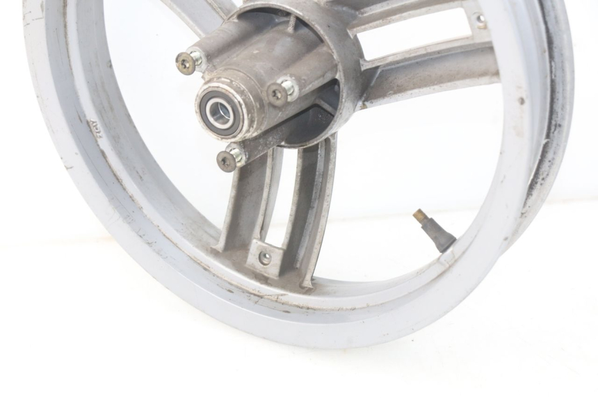 photo de CERCHIO ANTERIORE PEUGEOT LUDIX 50 (2008 - 2017) - Primo piano tecnico