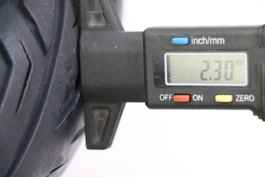 photo de CERCHIO ANTERIORE PIAGGIO MP3 HPE 350 (2018 - 2020) - Dettaglio del componente