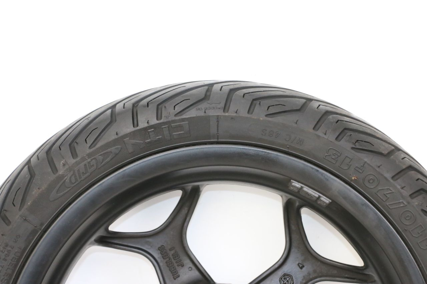 photo de CERCHIO ANTERIORE PIAGGIO MP3 HPE 350 (2018 - 2020) - Stato della superficie e materiale