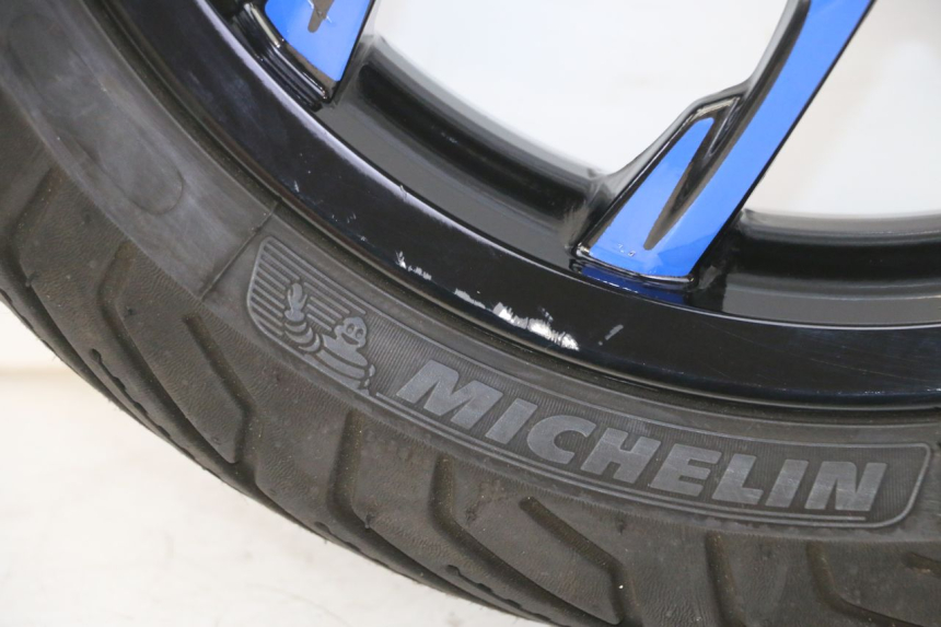 photo de CERCHIO ANTERIORE PIAGGIO MP3 HPE 310 (2024 - 2025) - Ispezione visiva dettagliata