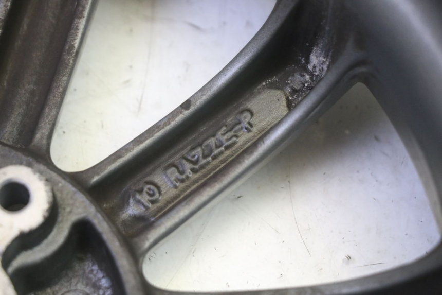 photo de CERCHIO ANTERIORE PIAGGIO MP3 LT 400 (2007 - 2012) - Vista principale