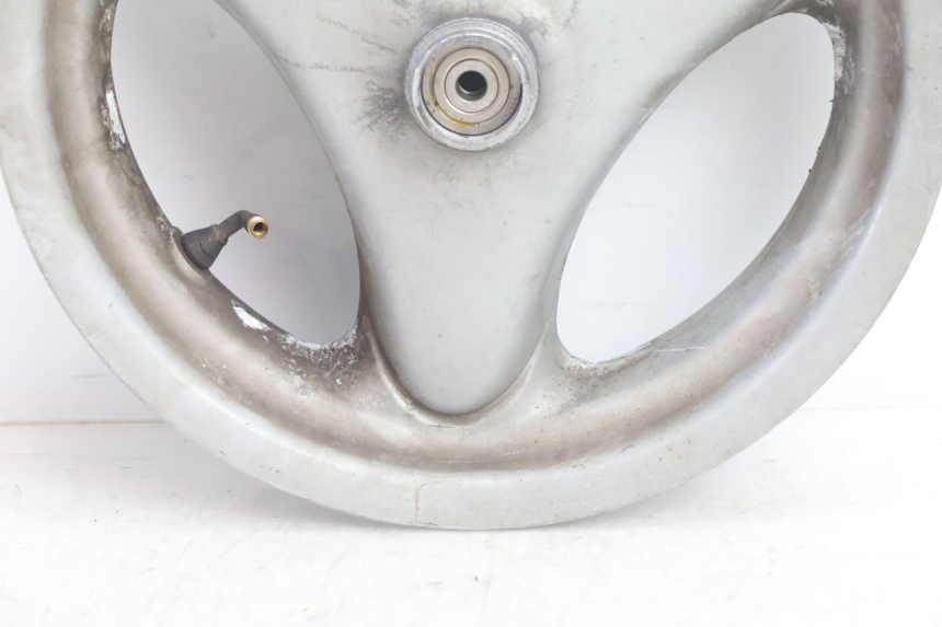 photo de CERCHIO ANTERIORE YAMAHA NEO'S NEOS 2T 50 (1998 - 2007) - Zoom sullo stato d'uso