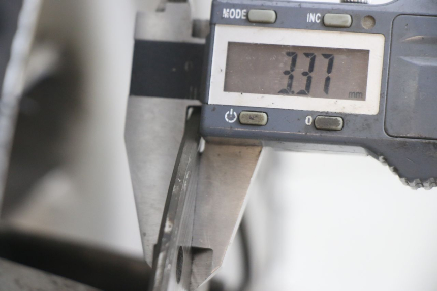 photo de CERCHIO ANTERIORE YAMAHA NEOS NEO'S 4T 50 (2008 - 2016) - Zoom sullo stato d'uso