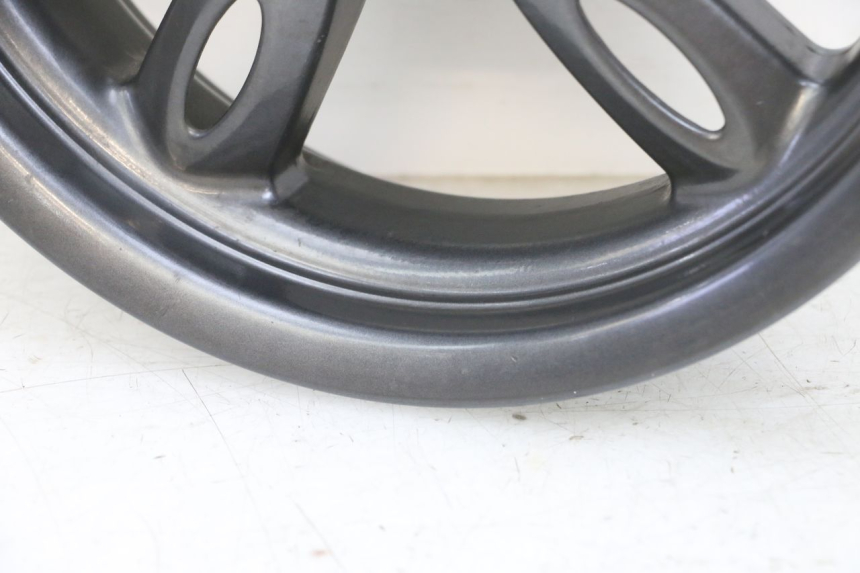 photo de CERCHIO ANTERIORE YAMAHA NEOS NEO'S 4T 50 (2008 - 2016) - Dettagli dei punti di fissaggio