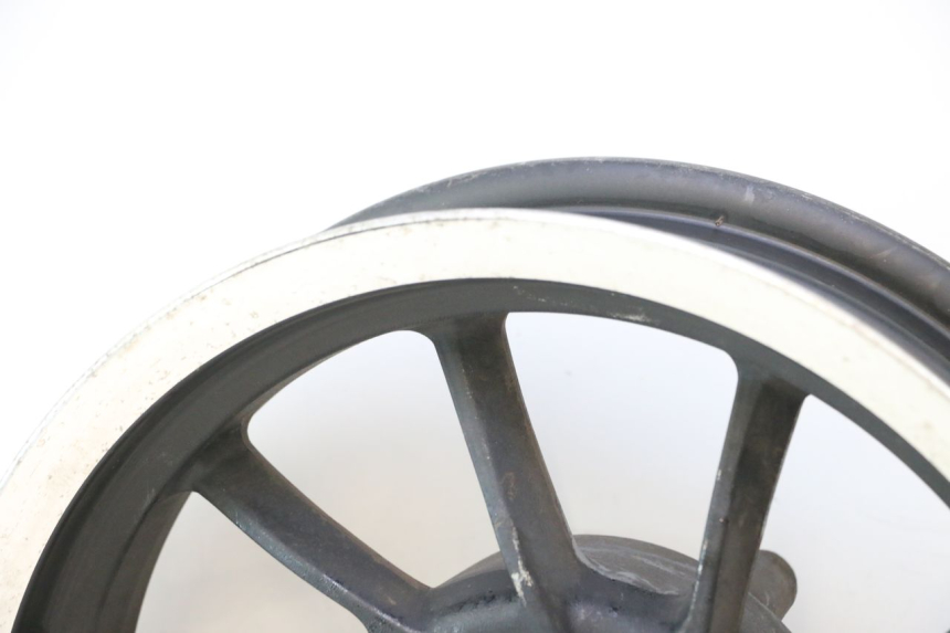 photo de CERCHIO ANTERIORE KYMCO LIKE 4T 50 (2019 - 2025) - Caratteristiche distintive