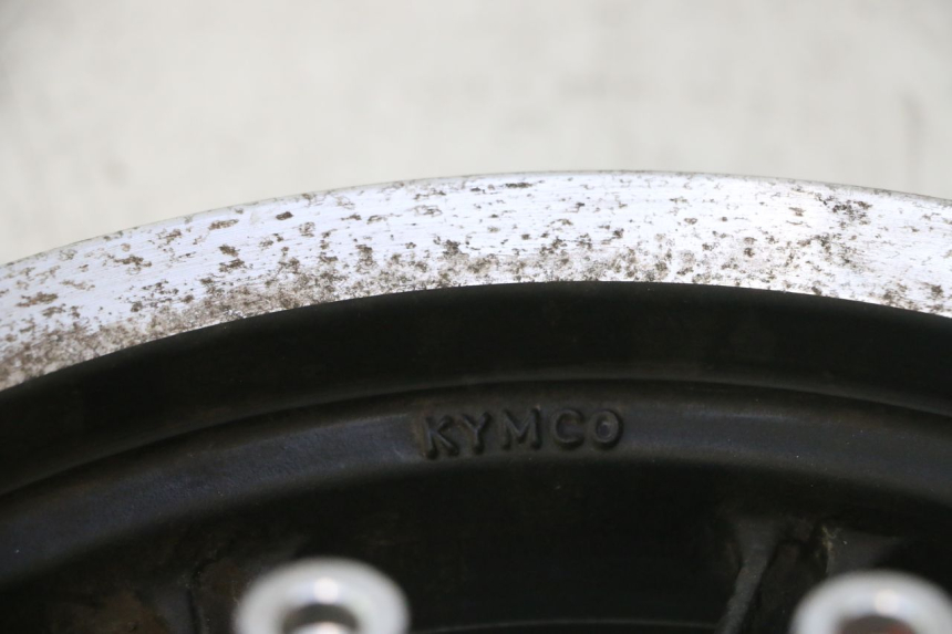 photo de CERCHIO ANTERIORE KYMCO LIKE 4T 50 (2019 - 2025) - Focus sulla struttura