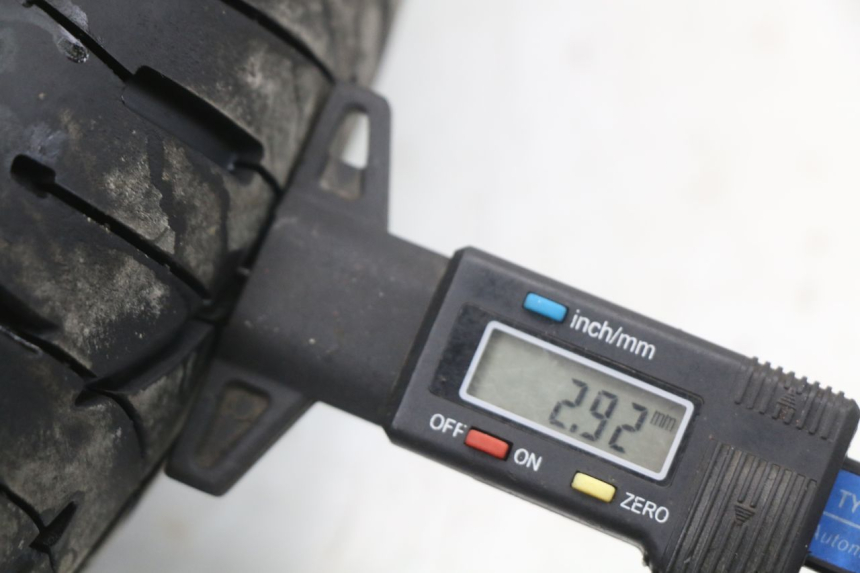 photo de CERCHIO ANTERIORE MOTO GUZZI NORGE 8V GT 1200 (2011 - 2016) - Caratteristiche distintive