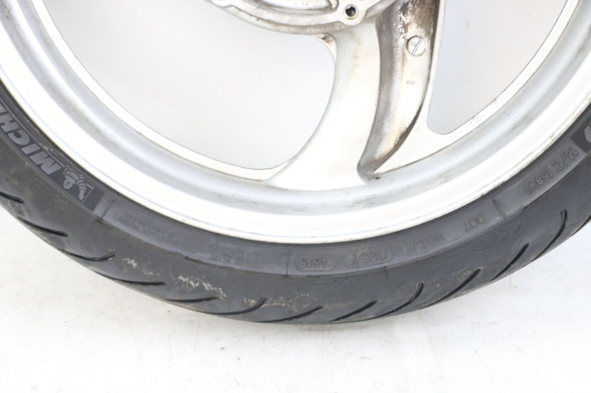 photo de CERCHIO ANTERIORE HONDA NTV DEAUVILLE 650 (1998 - 2001) - Primo piano ad alta risoluzione