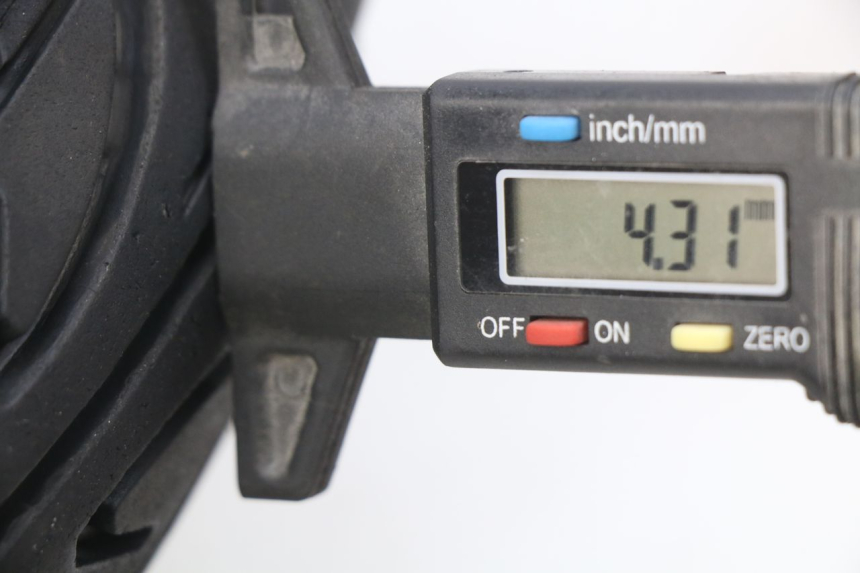 photo de CERCHIO ANTERIORE JM MOTORS OLDIES 4T 50 (2010 - 2020) - Zoom sullo stato d'uso