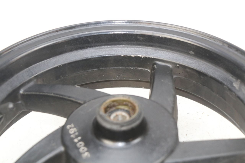 photo de CERCHIO ANTERIORE SYM ORBIT 2 2T 50 (2008 - 2018) - Caratteristiche distintive