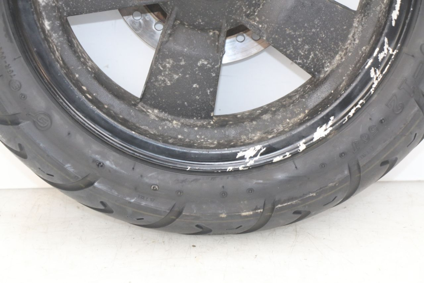 photo de CERCHIO ANTERIORE TNT MOTOR OTTO 2T 50 (2012 - 2018) - Caratteristiche distintive