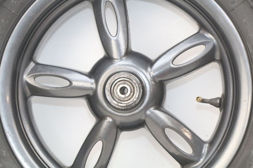 photo de CERCHIO ANTERIORE MBK OVETTO 2T 50 (2007 - 2017) - Caratteristiche distintive